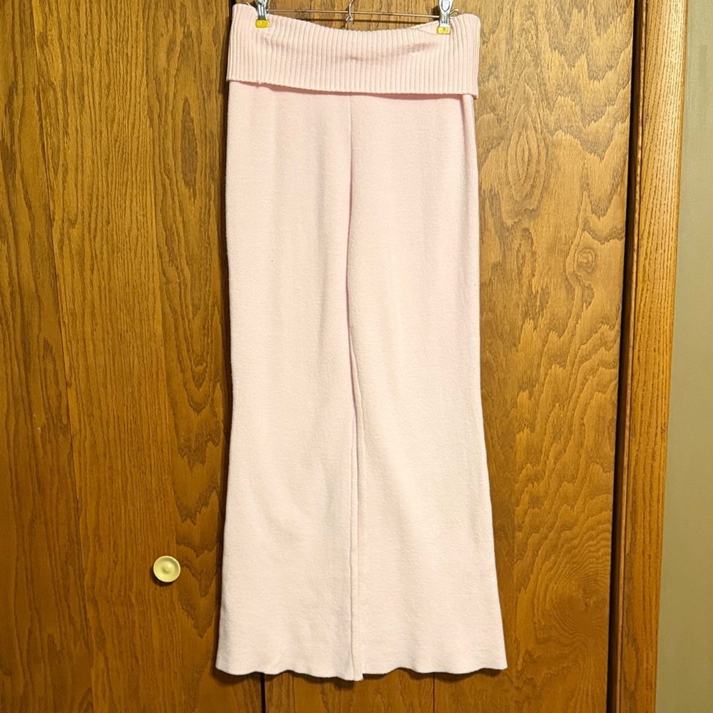 Moon & Madison Light Pink Flare Sweater Pants